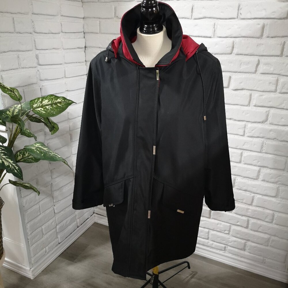 London Fog Ladies Size Large Red & Black Removable Hood  Lined Coat